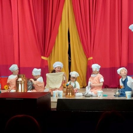 van Laetitia  52 - Toneelvereniging Plankenkoorts 